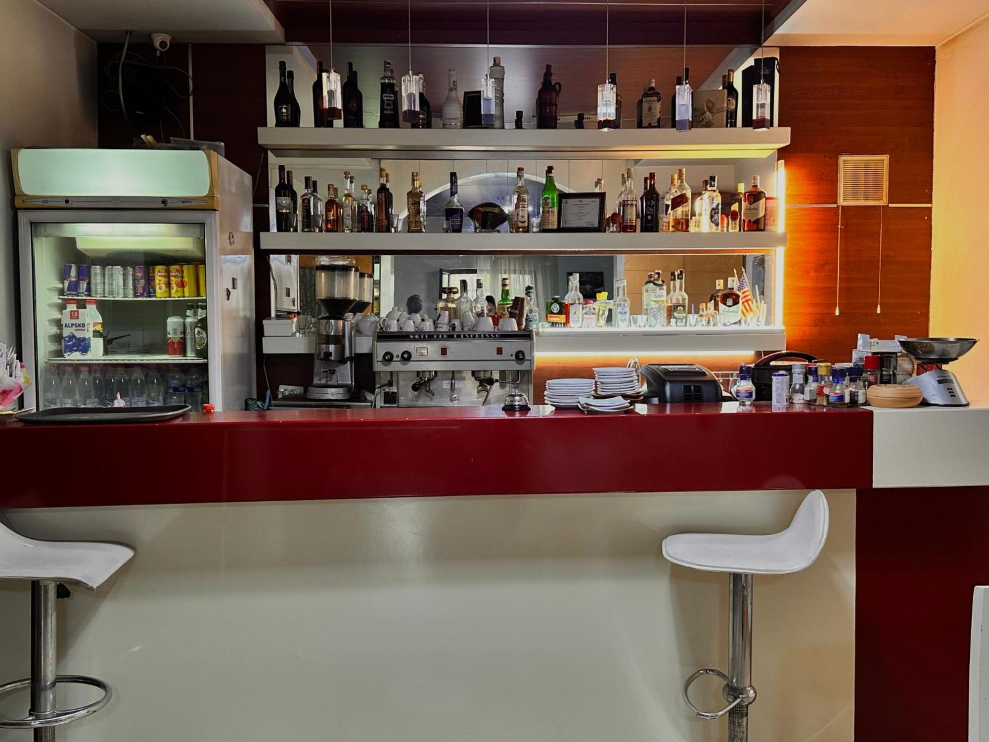 Hostel Grande House Tirana Eksteriør billede