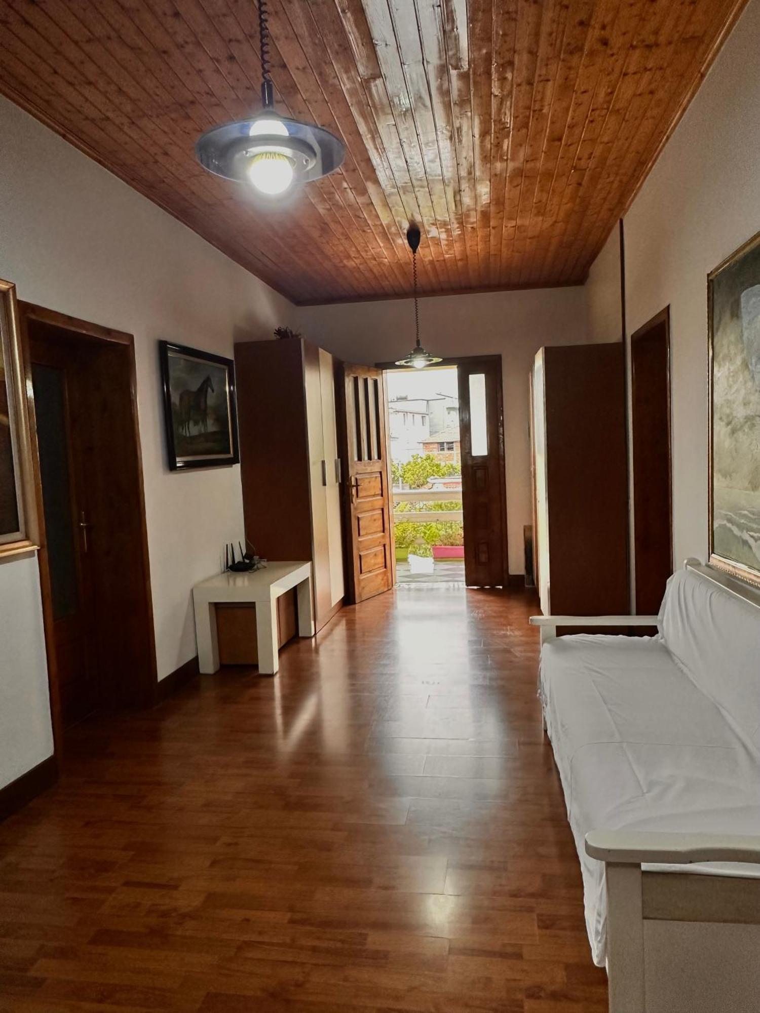 Hostel Grande House Tirana Eksteriør billede